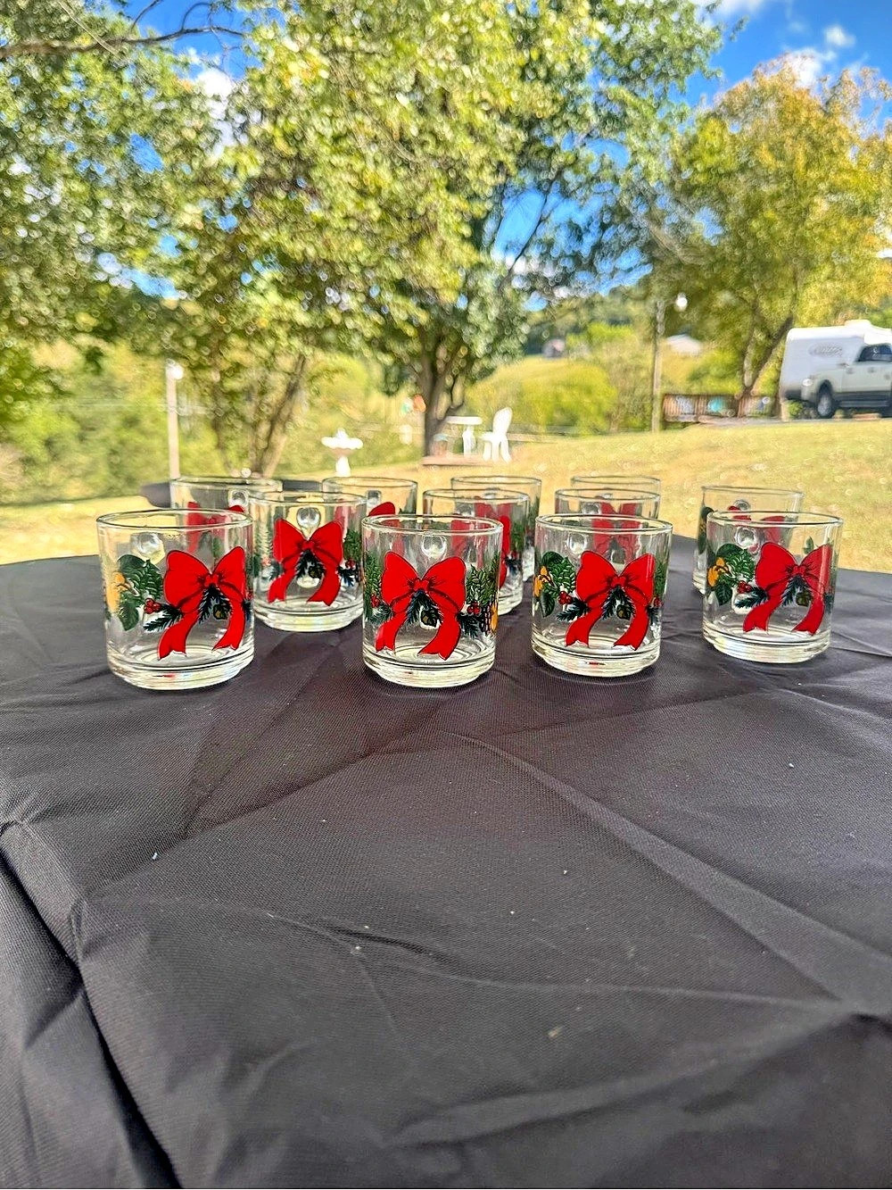 Set of 12 Vintage Anchor Hocking Christmas Glasses with Red Bows